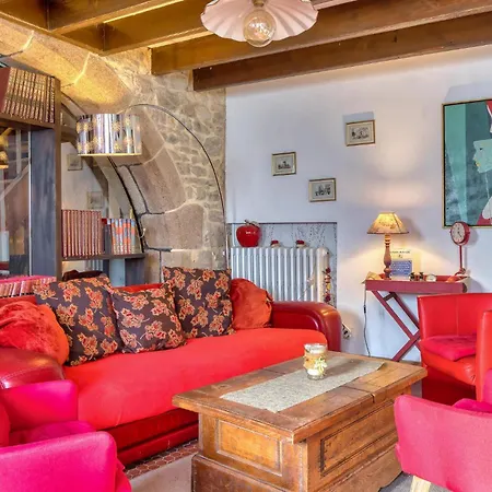 Prázdninový dům 5 Bedroom Awesome In Villedieu-les-poeles Villedieu-les-Poëles