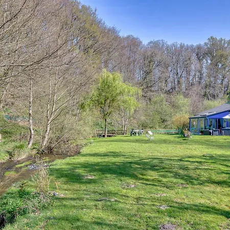 Prázdninový dům 5 Bedroom Awesome In Villedieu-les-poeles Villedieu-les-Poëles