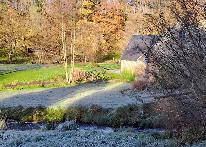 5 Bedroom Awesome In Villedieu-les-poeles Ferienhaus Villedieu-les-Poëles