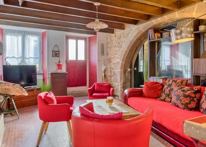 5 Bedroom Awesome In Villedieu-les-poeles